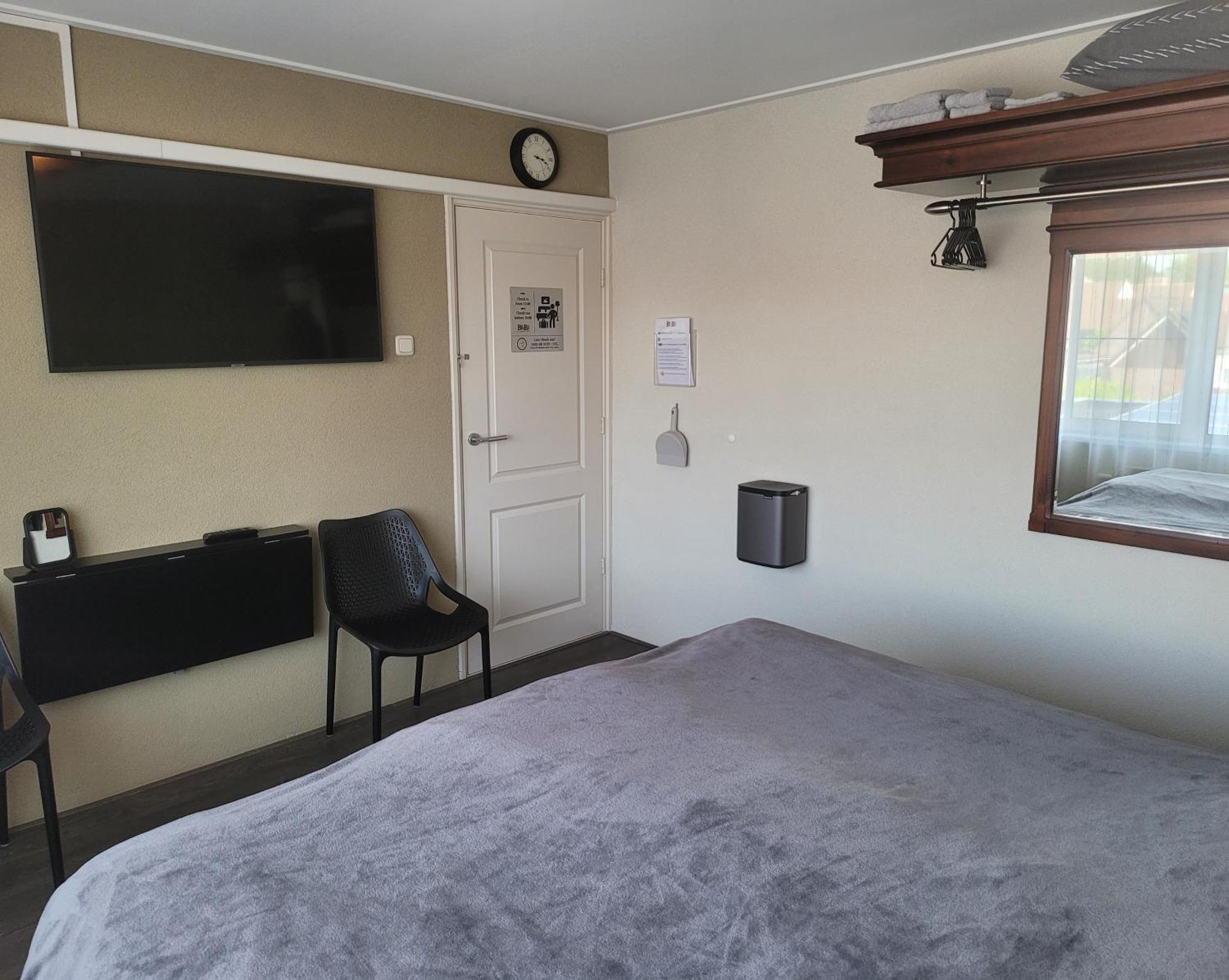 Bed & Budget123